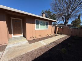 featured image of 1327 Essex Way