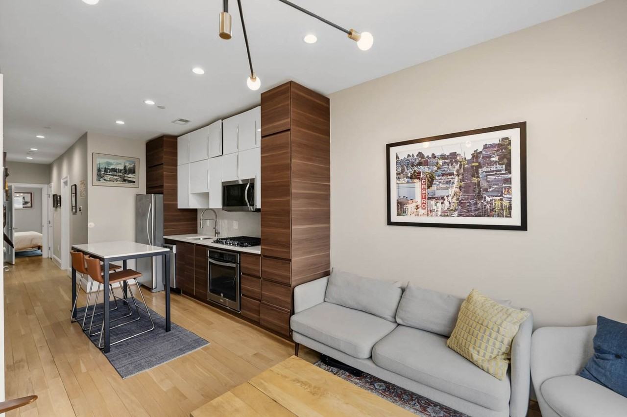 1110 5th St Nw #4 - Photo 7 of 24