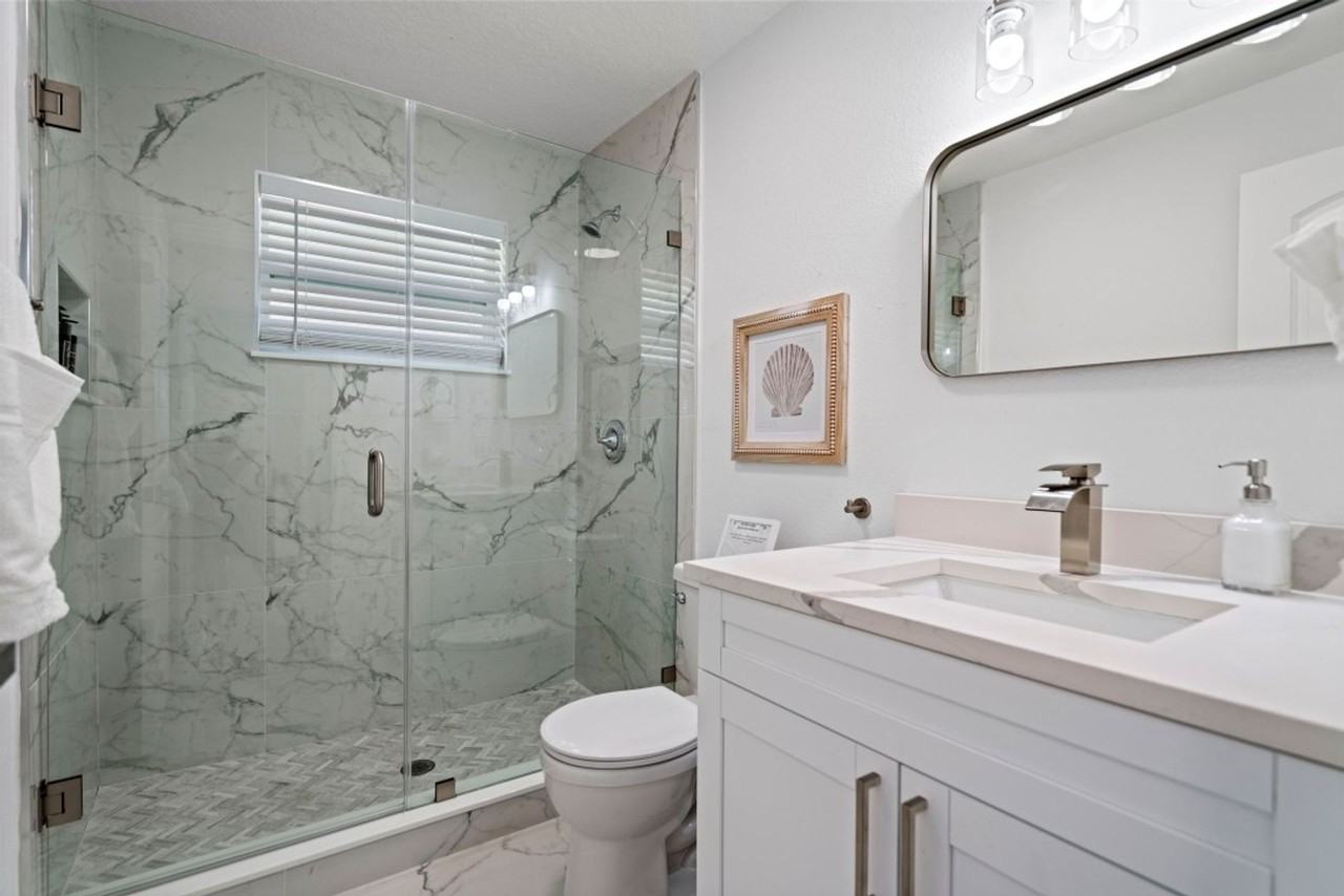 Stylish Tranquil duplex - Photo 2 of 50