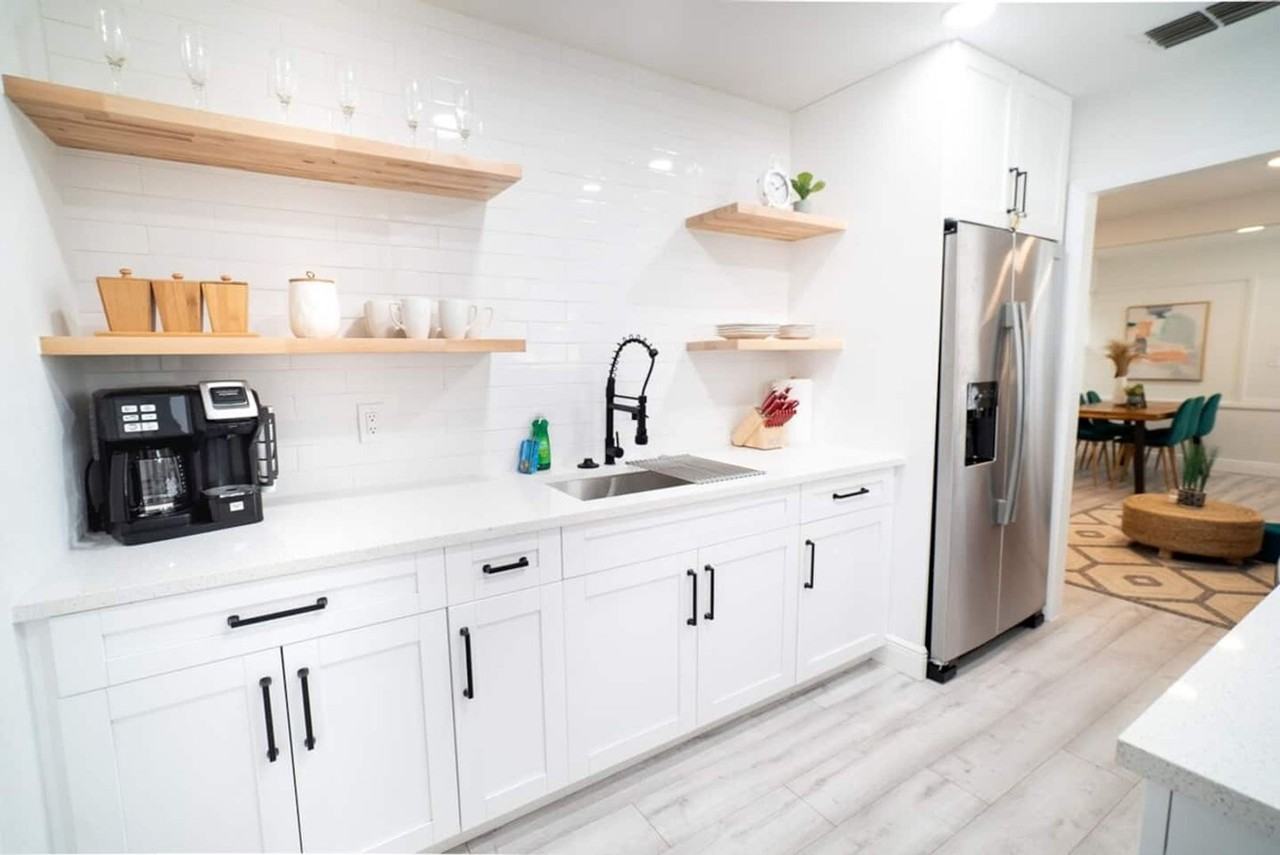 12713 Four Oaks Rd - Photo 7 of 20