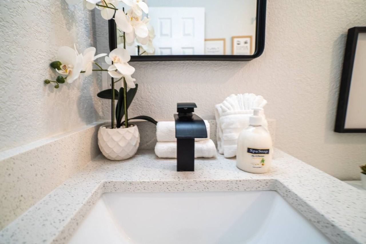 4220 W Nassau St - Photo 7 of 30