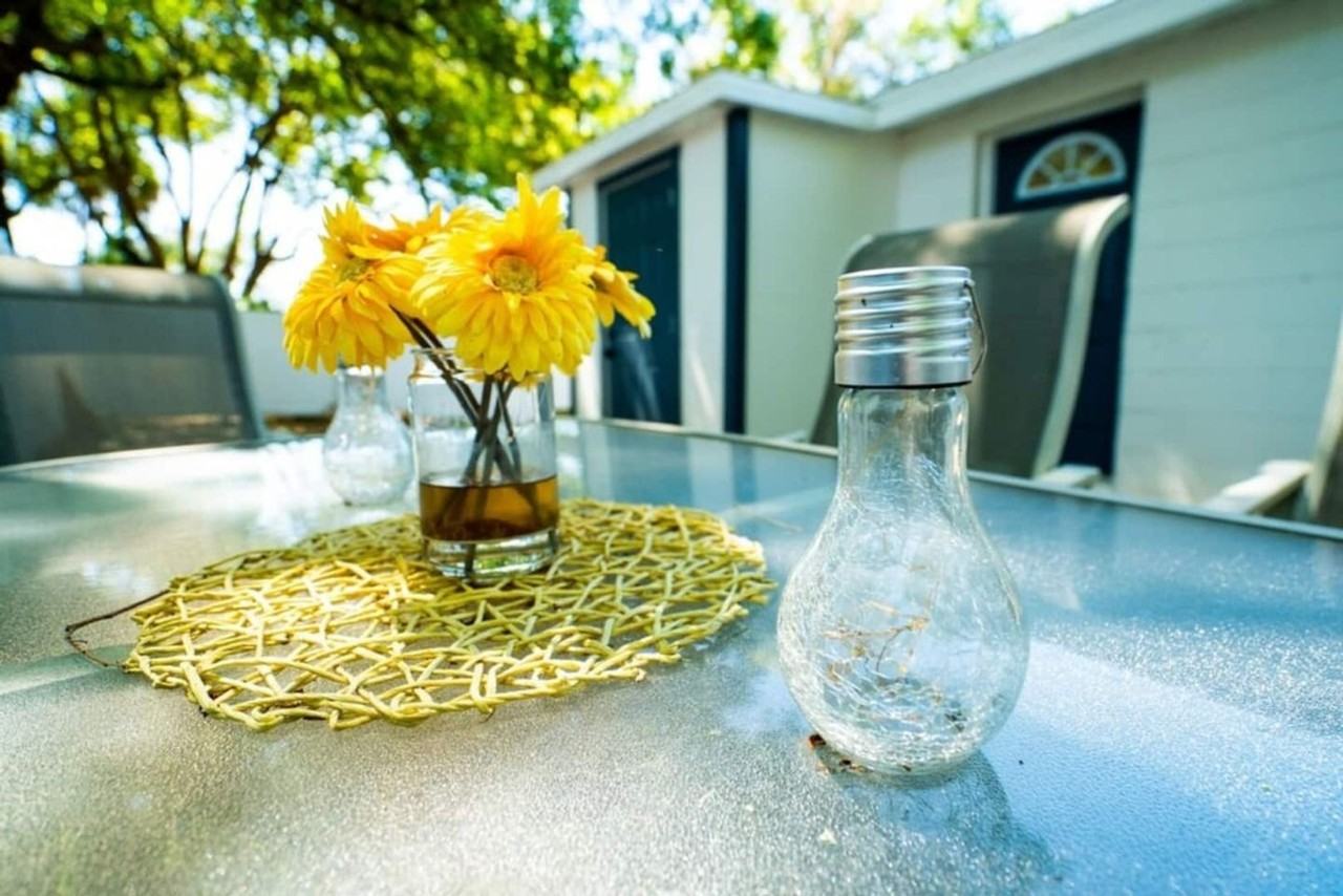 1813 E Humphrey St - Photo 3 of 26