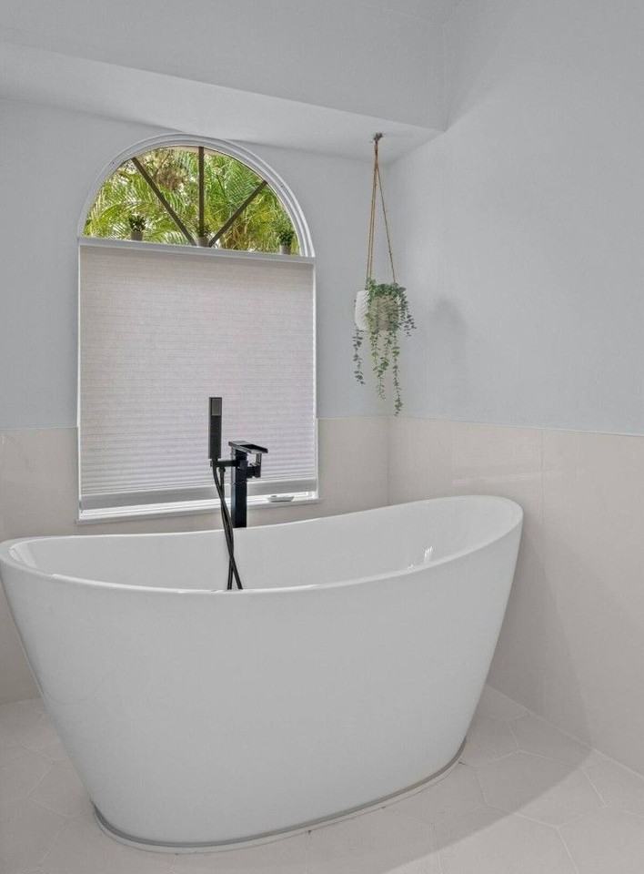 4201 Kipling Ave - Photo 4 of 29