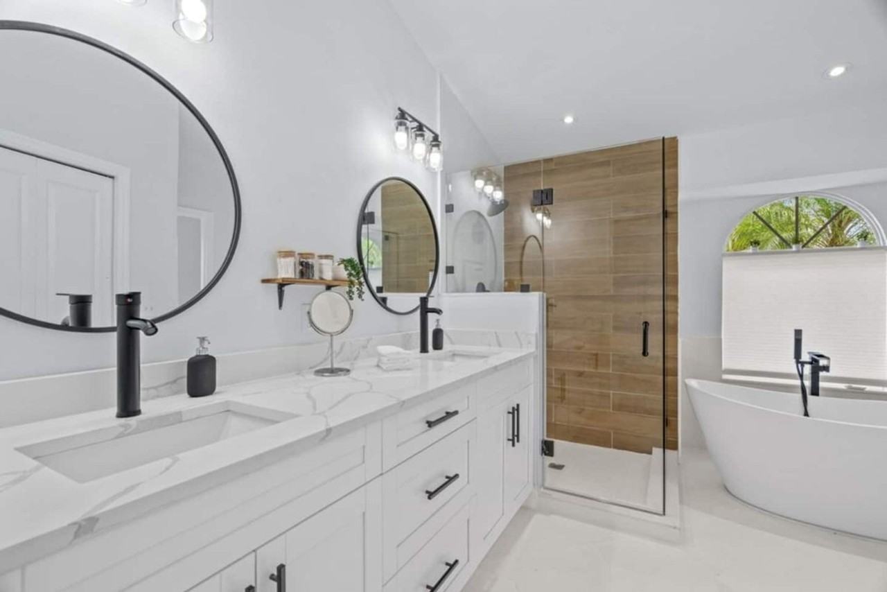 4201 Kipling Ave - Photo 5 of 29