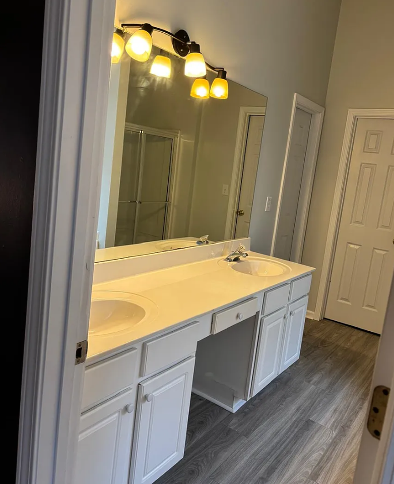 235 Circle Rd - Photo 4 of 21