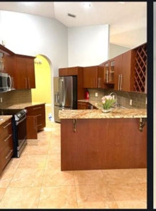 12390 Summer Springs Dr - Photo 4 of 18