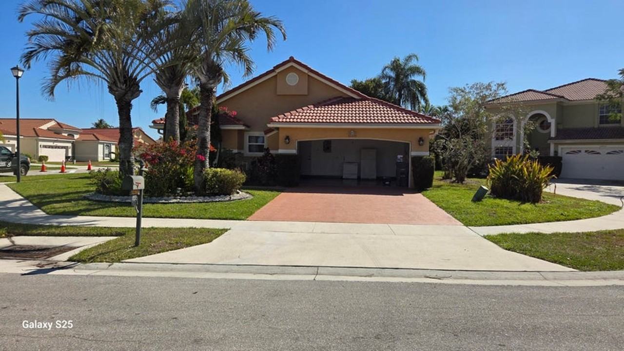 12390 Summer Springs Dr - Photo 7 of 18