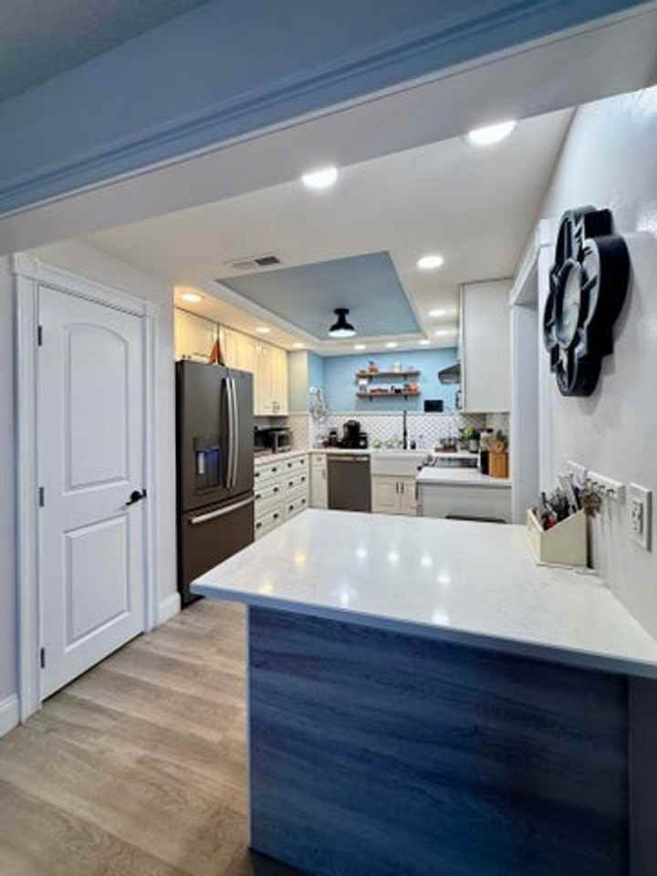 11584 Winchester Dr - Photo 2 of 15