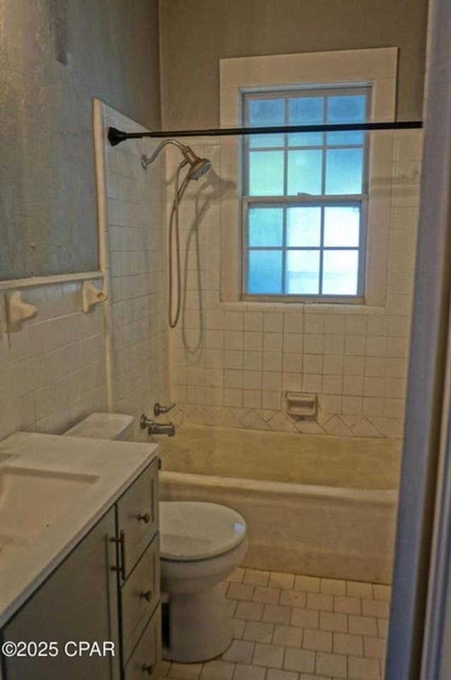 2935 Russ St - Photo 7 of 7