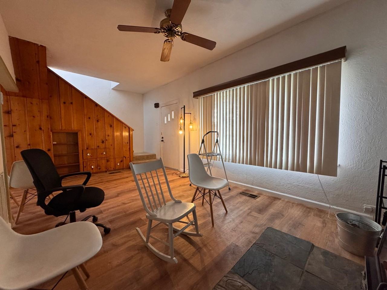 521 Hill St - Photo 6 of 22