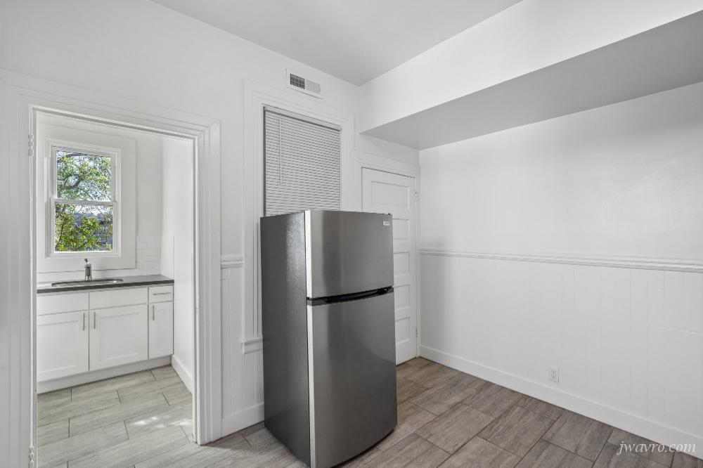 Capp Street & 21st Street - Photo 3 of 18