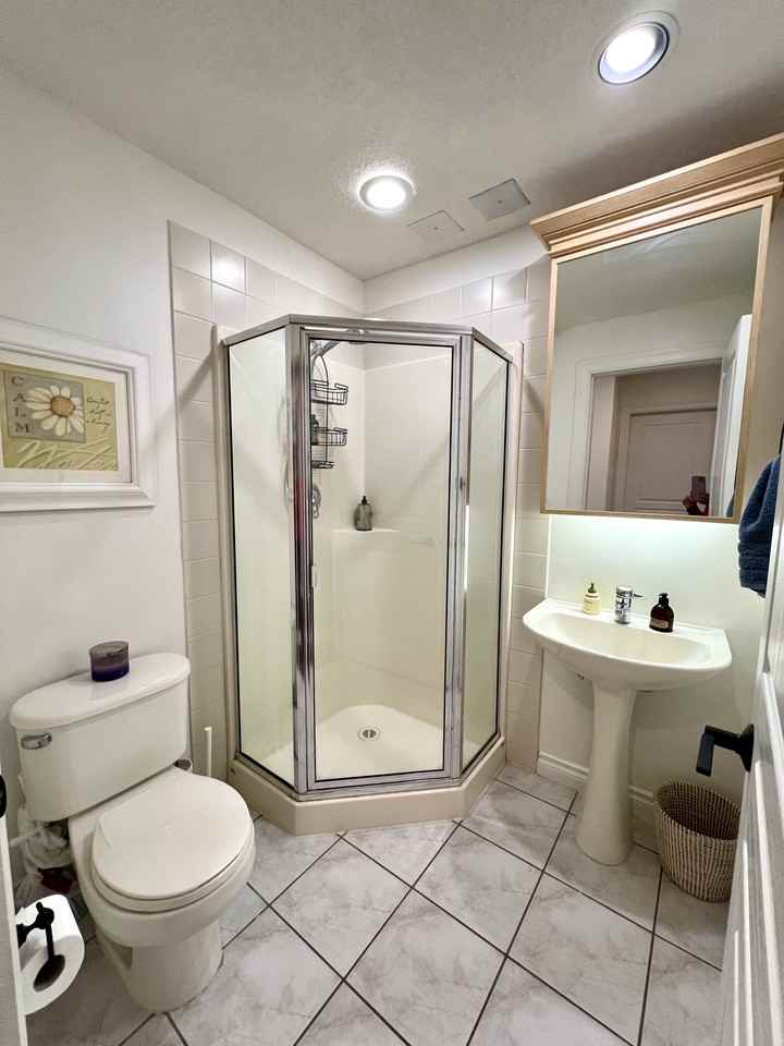 59 22 Avenue Southwest #114 - Photo 7 of 15