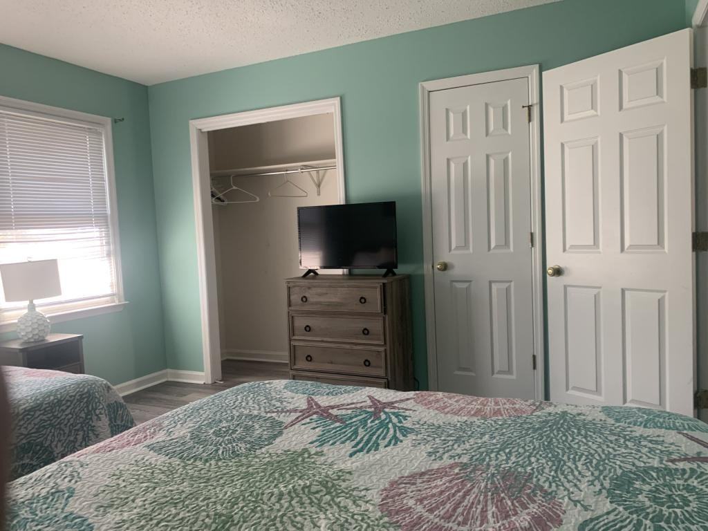 100 Ye Olde Kings Hwy - Photo 7 of 11