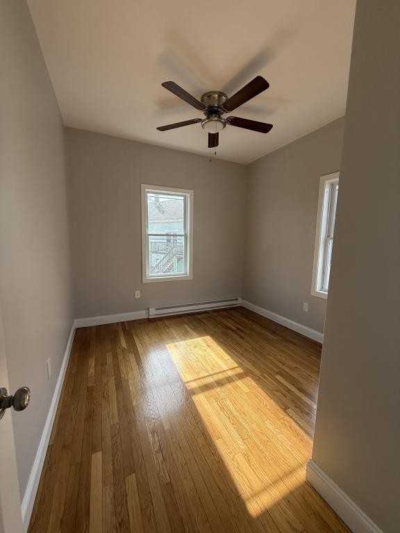 75 Campbell St - Photo 5 of 8