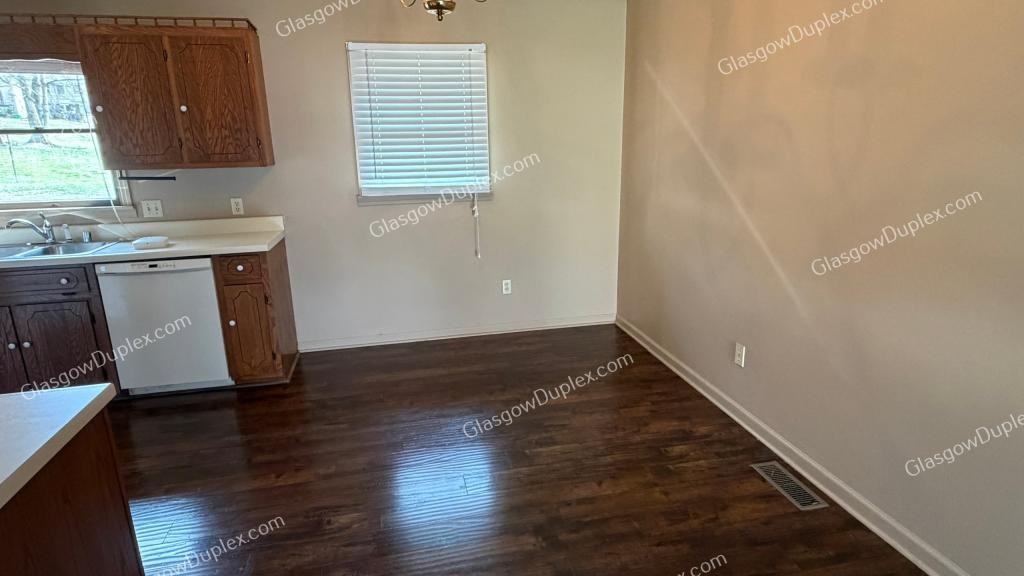 202 St Marys Ct - Photo 3 of 10