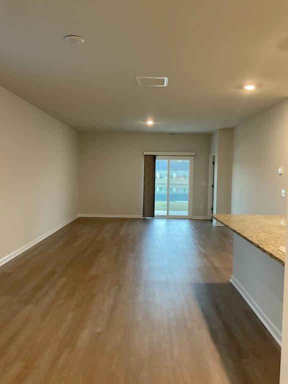 8147 Forest Edge Dr - Photo 5 of 32