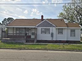 featured image of 305 N Grimes St