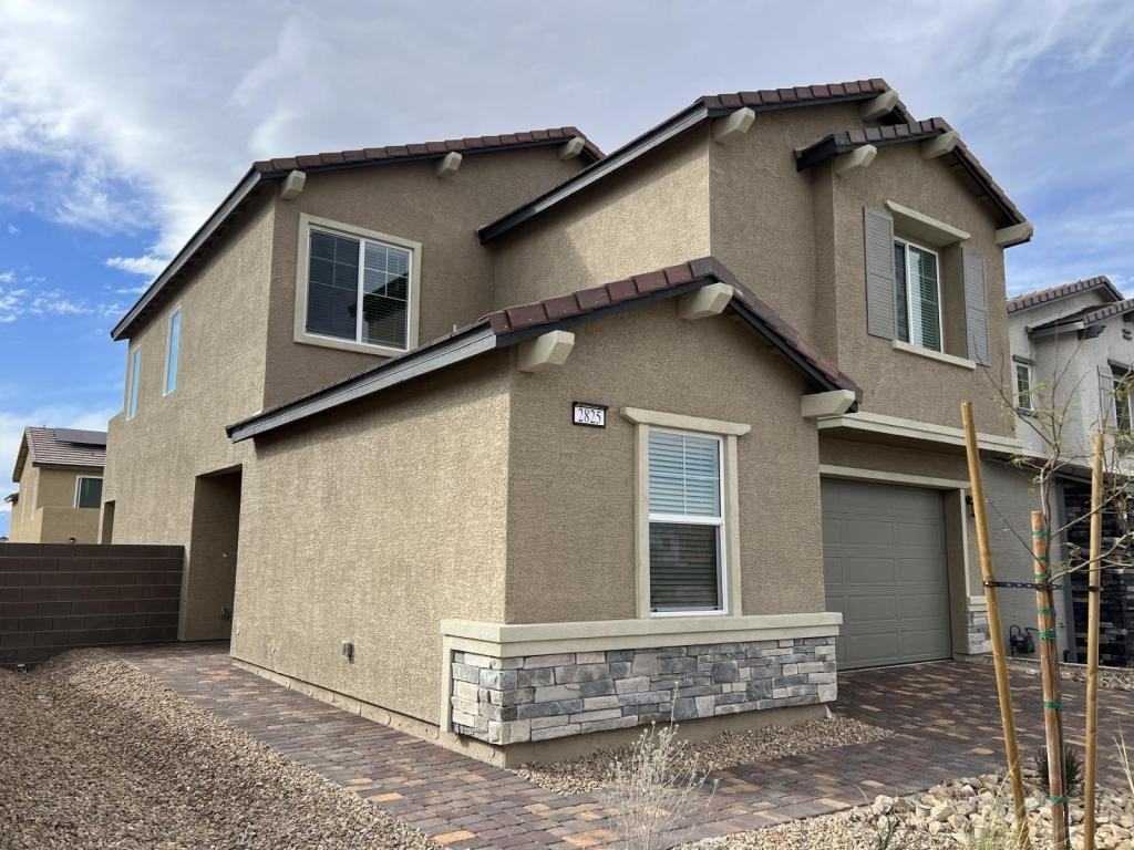 2825 Overlook Brook St - Photo 3 of 42