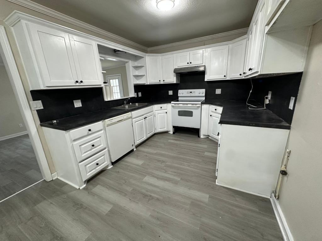 29223 Highway 84 - Photo 2 of 23