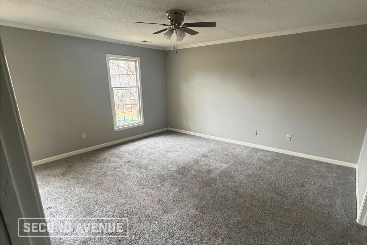 646 Tealwood Ln - Photo 6 of 16