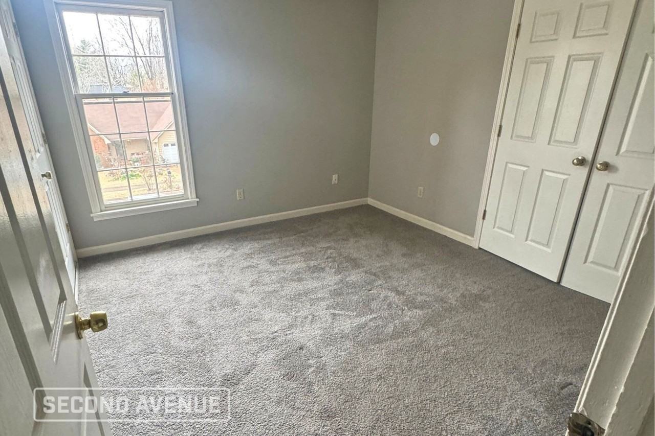 646 Tealwood Ln - Photo 7 of 16