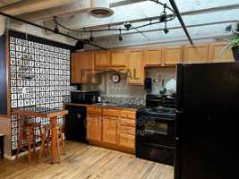 featured image of 201 Lamkin St #207