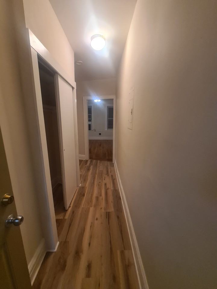 46 Kelly Parkway - Photo 2 of 8