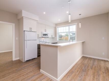 Ocean Terrace Apartments - Photo 6 of 32