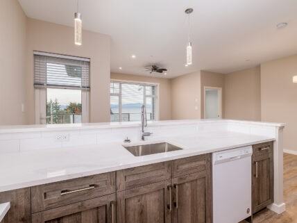 Ocean Terrace Apartments - Photo 7 of 32