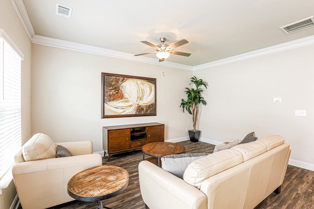 83 Hidden Oak Dr - Photo 2 of 37