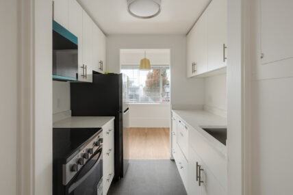 Liscombe Manor - Photo 6 of 11