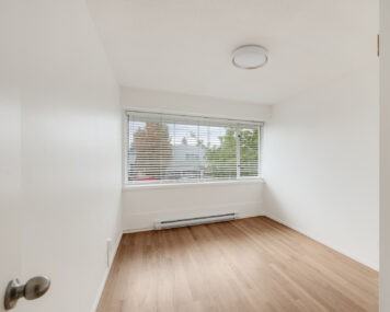 Liscombe Manor - Photo 7 of 11