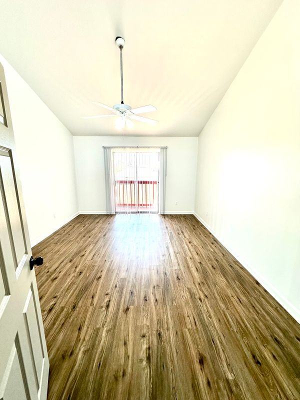 1308 Cartier Dr ##B - Photo 4 of 12