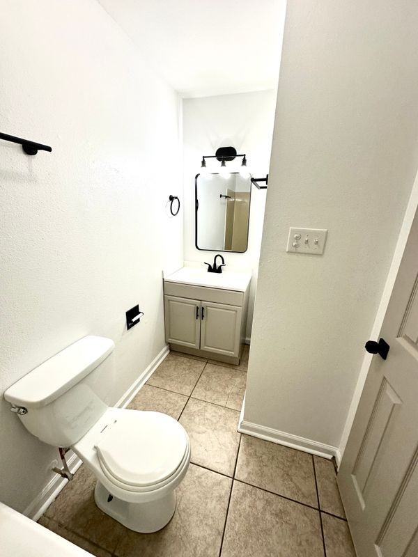 1308 Cartier Dr ##B - Photo 5 of 12