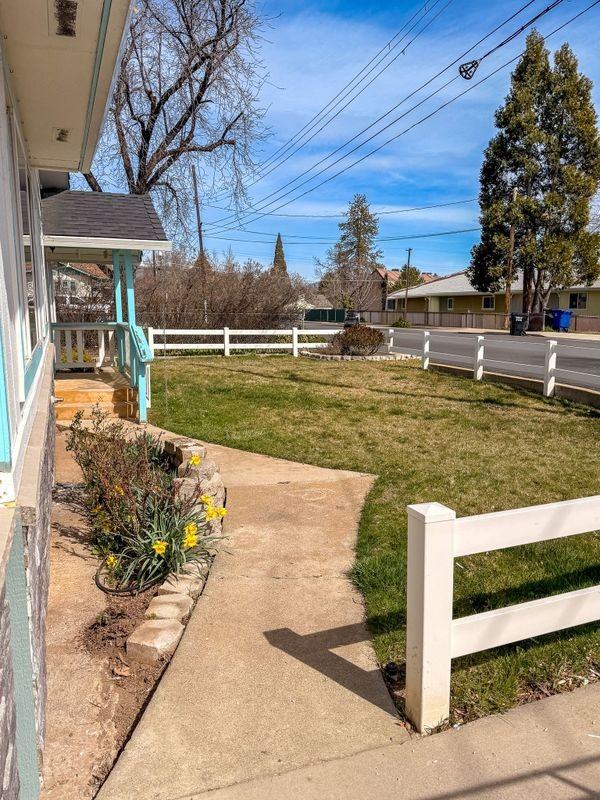 615 Shasta Ave ##A - Photo 2 of 20