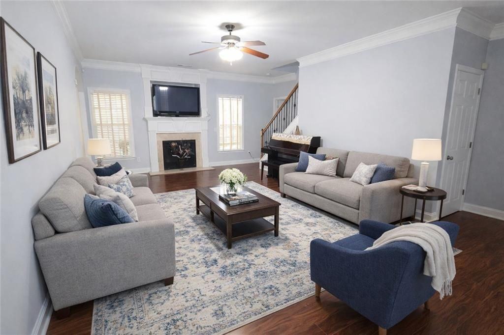 788 Scenic Park Ct - Photo 3 of 16