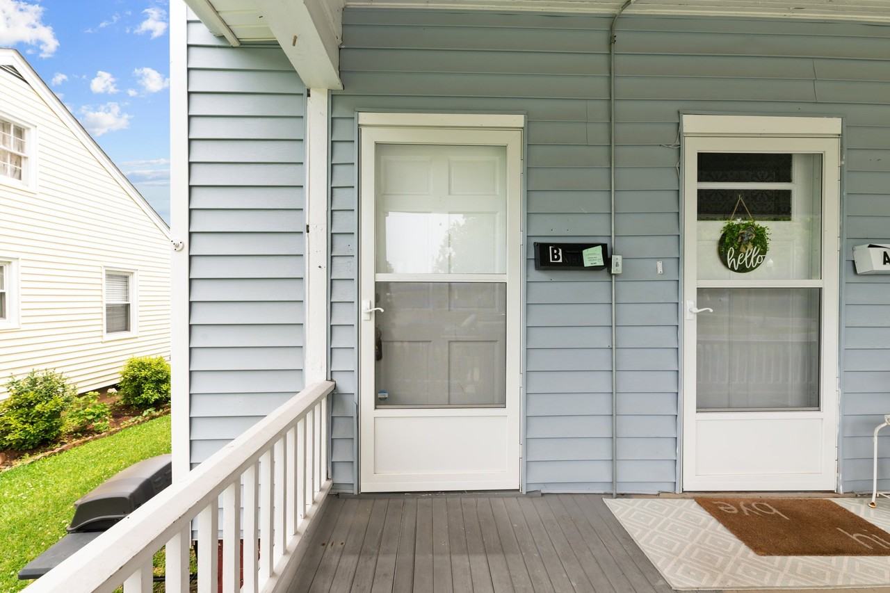 1821 Spencer Ave #B - Photo 2 of 22