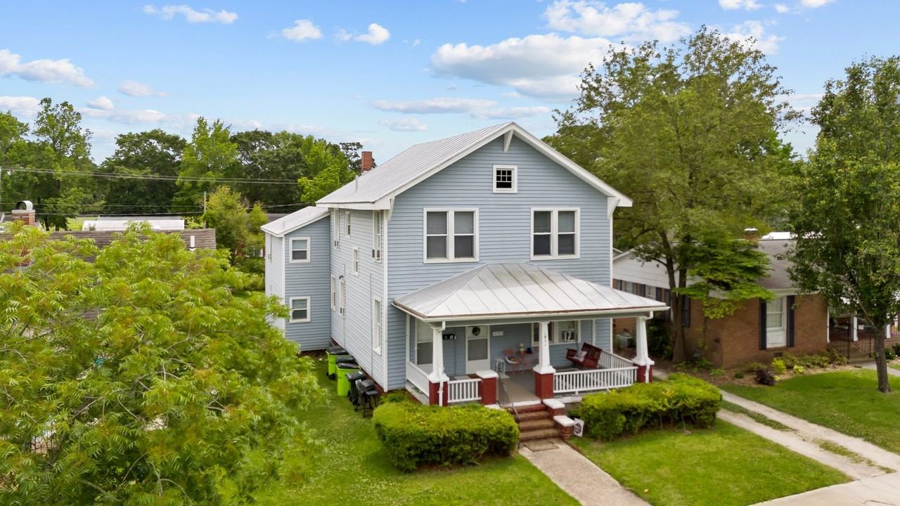 1821 Spencer Ave #B - Photo 4 of 22