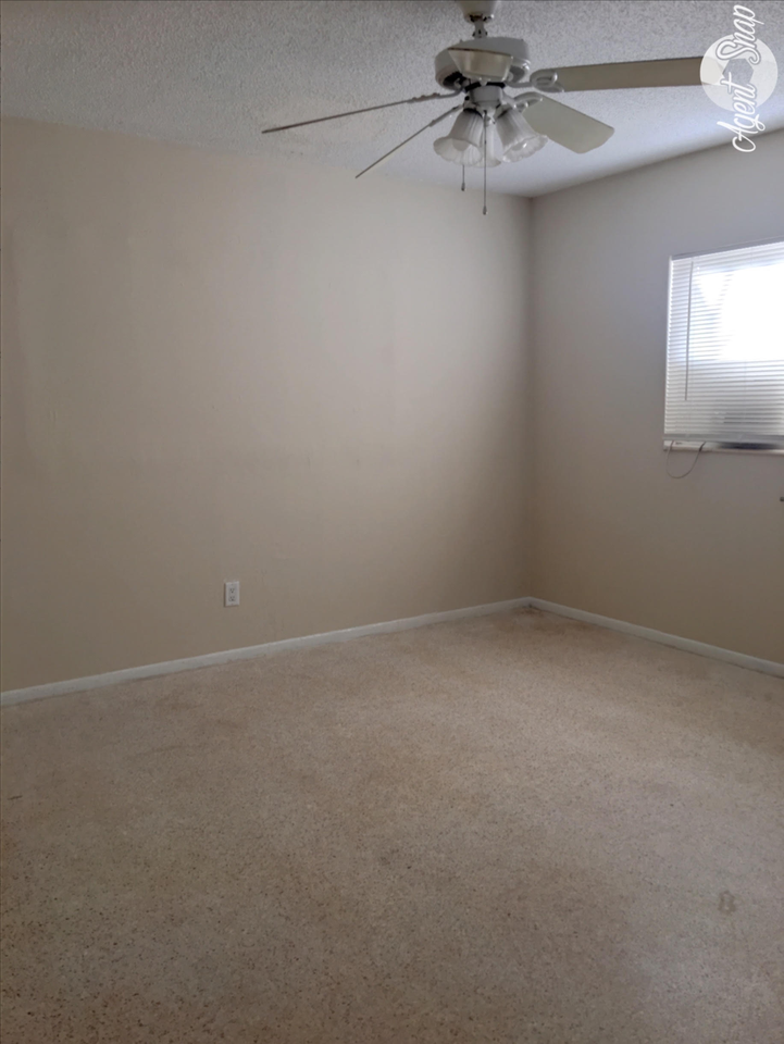 2064 Lafayette St - Photo 4 of 9