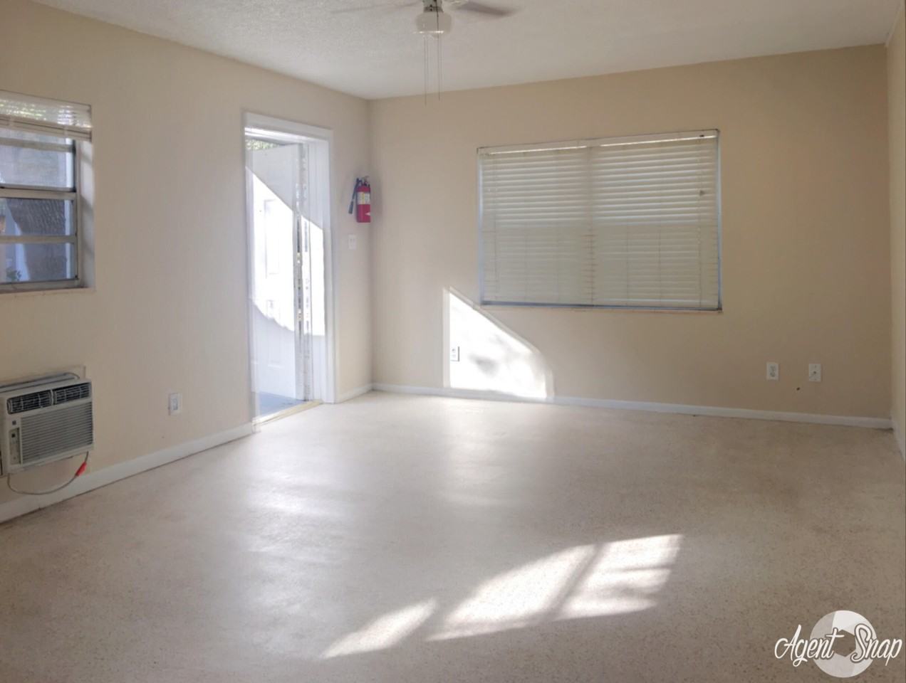 2064 Lafayette St - Photo 5 of 9