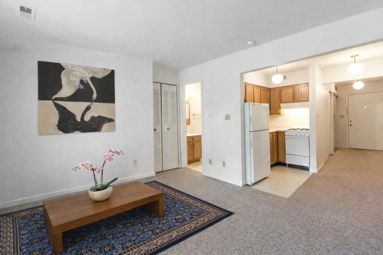 The Grove Apartments - Photo 6 of 21