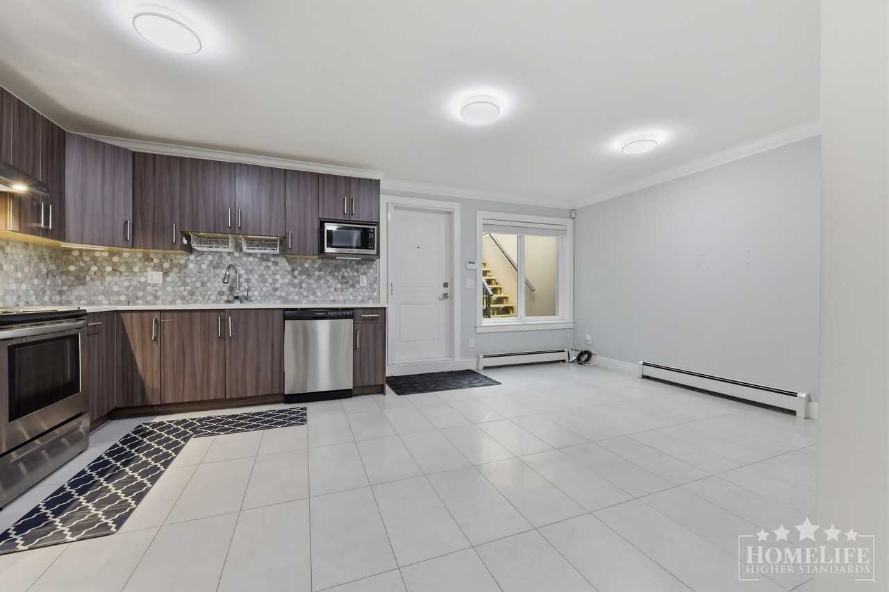 14032 60 Ave - Photo 3 of 15