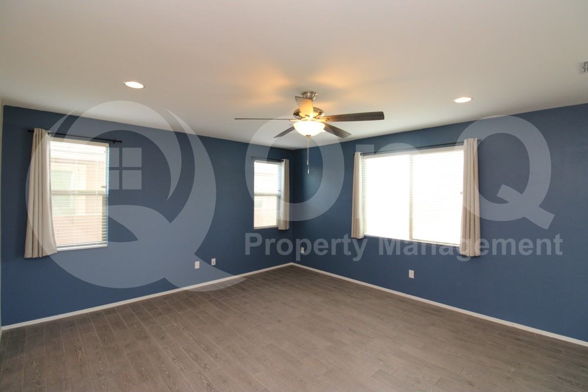 12000 E Ryscott Cir - Photo 7 of 27