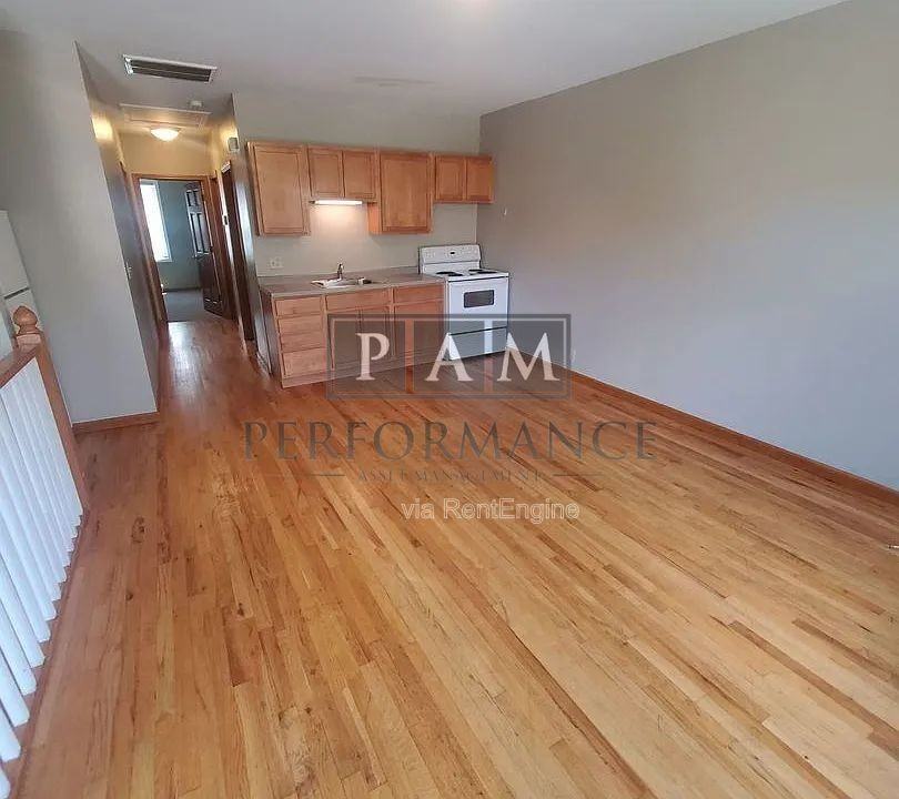 2023 W Michigan St - Photo 4 of 10