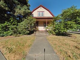 featured image of 806 Sw Western Blvd