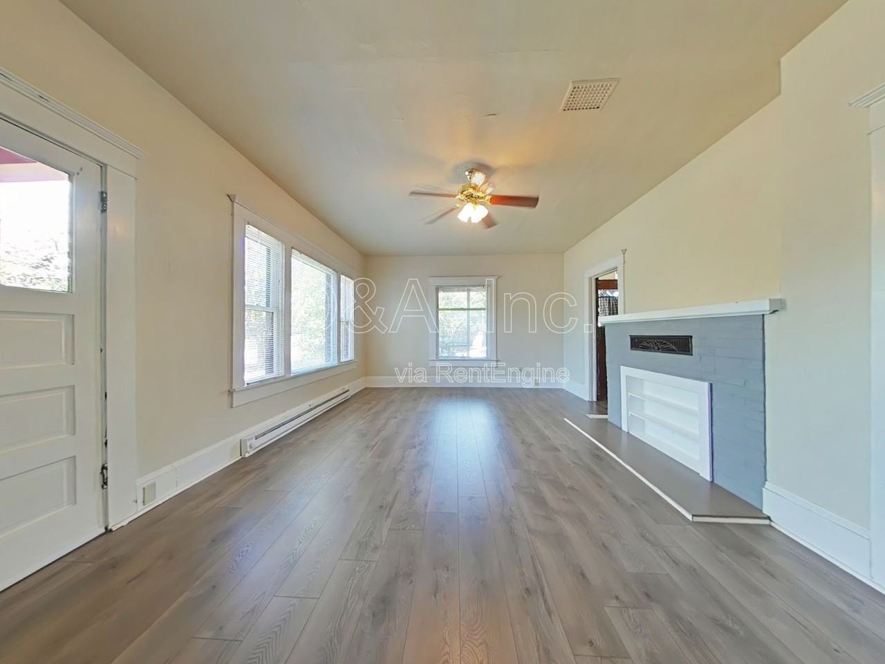 806 Sw Western Blvd - Photo 3 of 12