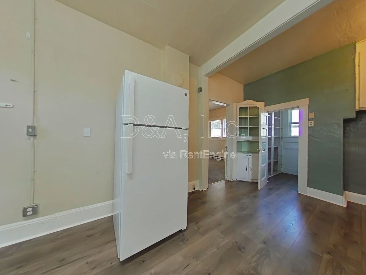 806 Sw Western Blvd - Photo 5 of 12