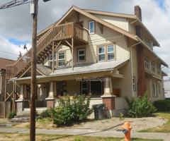 featured image of 242 Nw 15th St #5