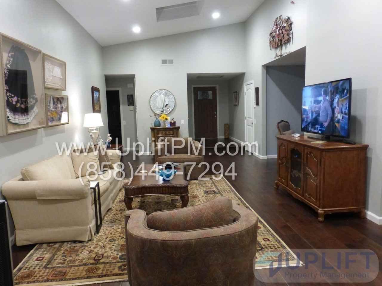 14333 Sandown Ct - Photo 4 of 19