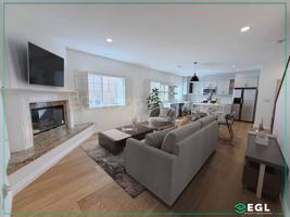 featured image of 1521 S Hayworth Ave #102